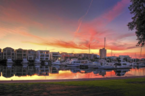 Haven Marina Motel, Adelaide